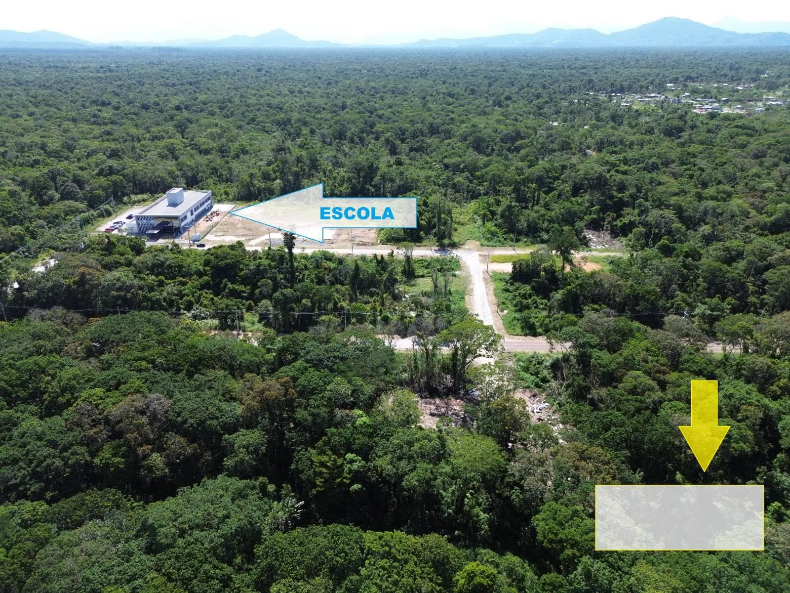 OPÇÃO DE TERRENO COM ACESSO INVESTIMENTO, REGIÃO EM DESENVOLVIMENTO. - Lote/Terreno em Barra do Sai, Itapoá - à venda - BESEN IMOBILIÁRIA LTDA