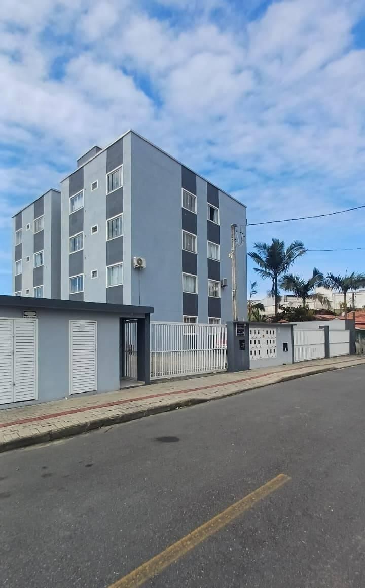APARTAMENTO A VENDA COM 2 QUARTOS NO JARDIM ICARAI EM BARRA VELHA/SC - Apartamento em Jardim Icaraí, Barra Velha - à venda - Imobiliária De Porto