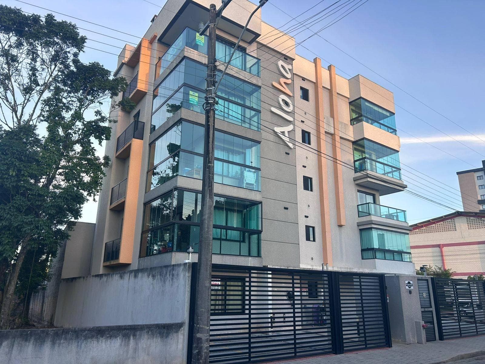 EXCELENTE APARTAMENTO MOBILIADO NO CENTRO DE ITAPOÁ - Apartamento em Itapema do Norte, Itapoá - à venda - BESEN IMOBILIÁRIA LTDA
