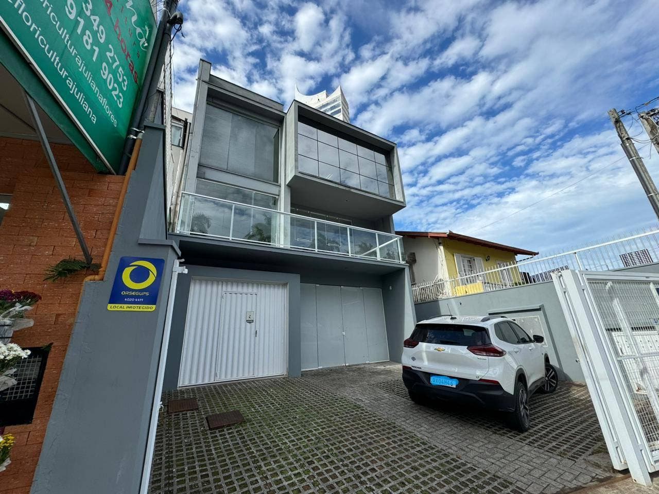 Prédio Comercial para Locação com 526 M² na Av. Sete de Setembro em Itajaí - Prédio em Fazenda, Itajaí - para locação - Desc Imóveis