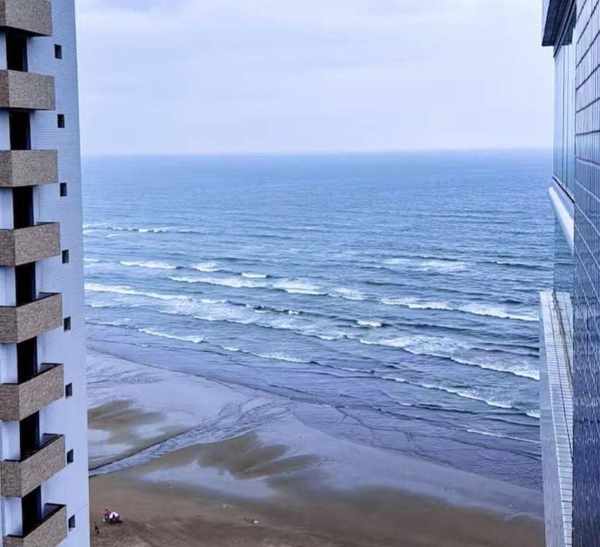 VISTA MAR, 2 DORMS, 1 SUITE, 2 VAGAS, LAZER COMPLETO, SACADA GOURMET - Apartamento em Maracanã, Praia Grande - à venda - DEBORA BUENO CONSULTORIA IMOBILIÁRIA