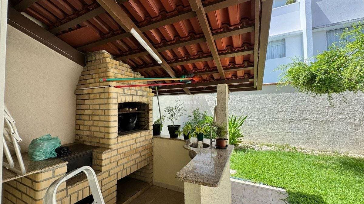 Casa com 3 quartos, Centro - Balneário Camboriú - Casa em Centro, Balneário Camboriú - à venda - IMOBILIÁRIA GUILHERME LTDA