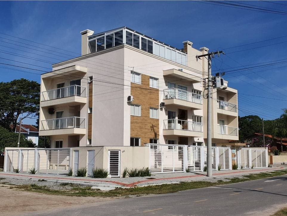 COBERTURA NO CONDOMÍNIO RESIDENCIAL TURIM, LOTEAMENTO BALN. RAINHA DO MAR. - Cobertura em Rainha, Itapoá - à venda - BESEN IMOBILIÁRIA LTDA