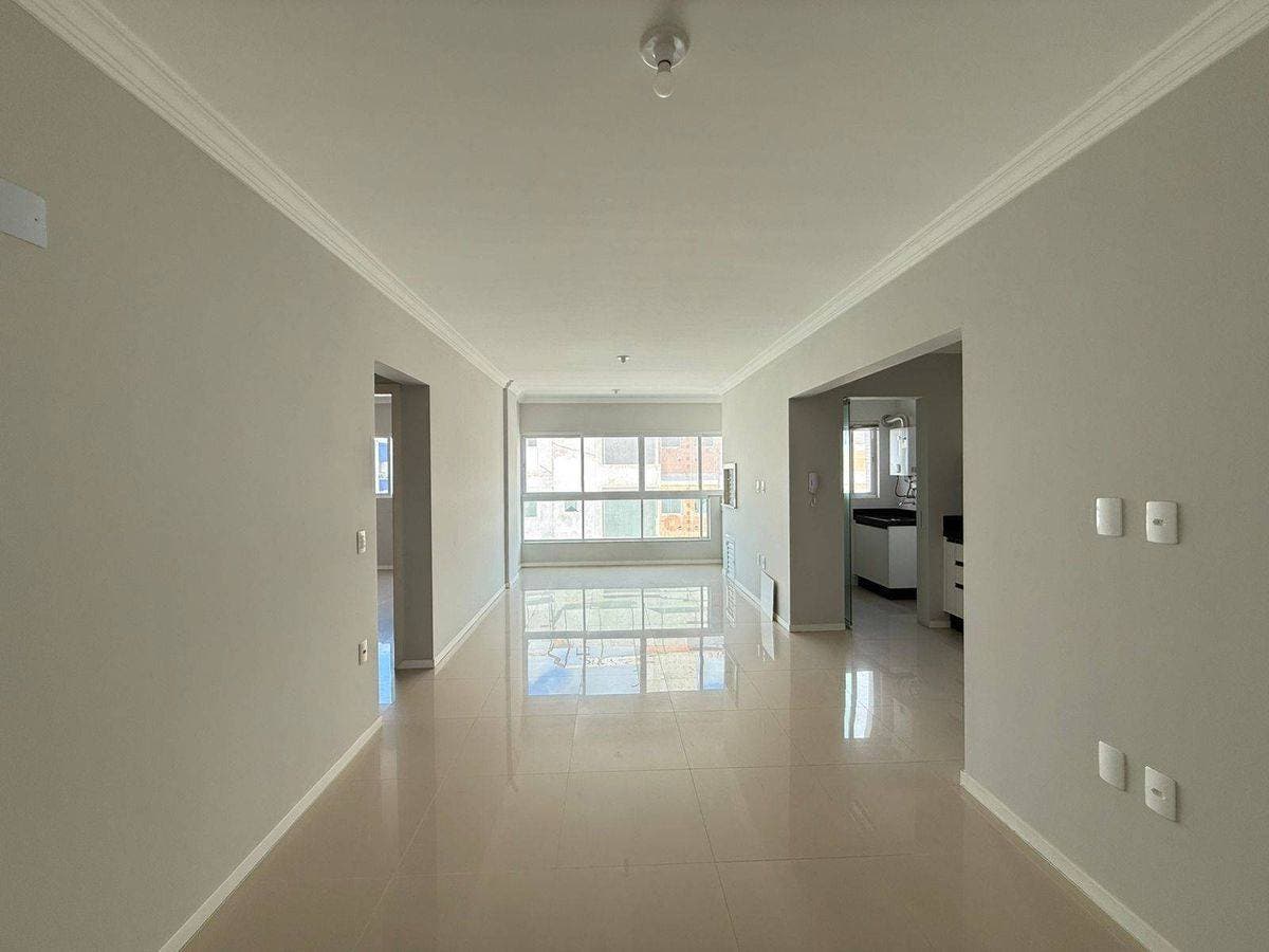Apartamento 2 dormitórios, sendo 1 suite para locação na Vila Real - Apartamento em Vila Real, Balneário Camboriú - para locação - Desc Imóveis
