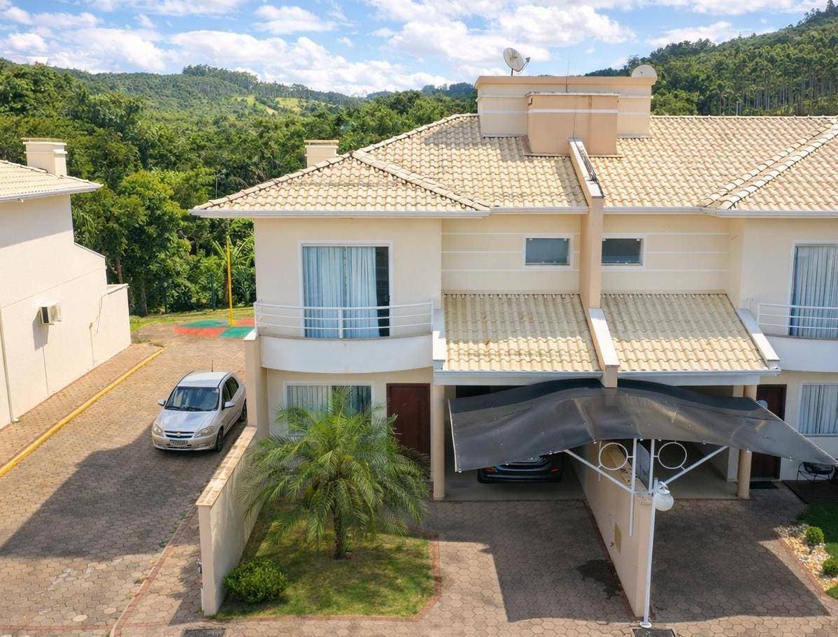 Sobrado Geminado - Venda - 03 dormitórios - 153m2 - Mobiliado - Condomínio Villagio - Taboão - Rio do Sul - Casa Geminada - Sobrado em Taboão, Rio do Sul - à venda - Cifra Imóveis e Empreendimentos Imobiliários