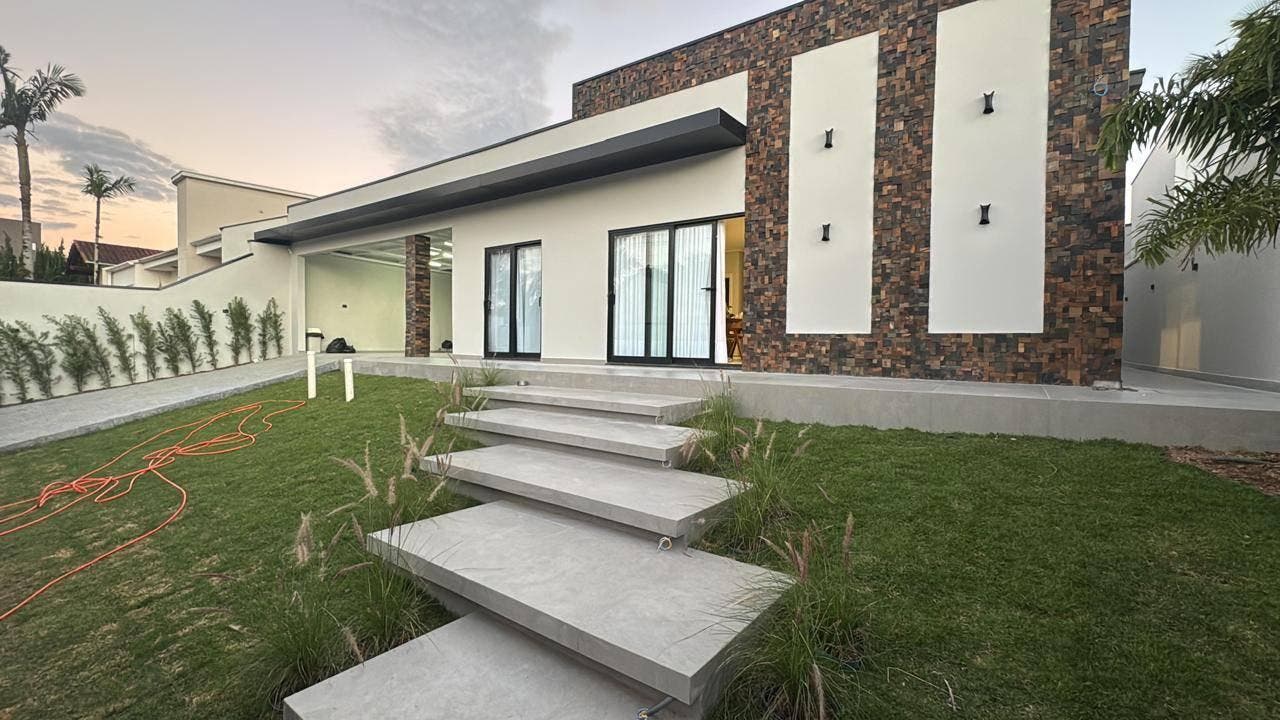 Casa de Alvenaria - Venda - 03 dormitórios - 370m2 - Semi Mobiliada - Progresso - Rio do Sul - Casa em Progresso, Rio do Sul - à venda - Cifra Imóveis e Empreendimentos Imobiliários
