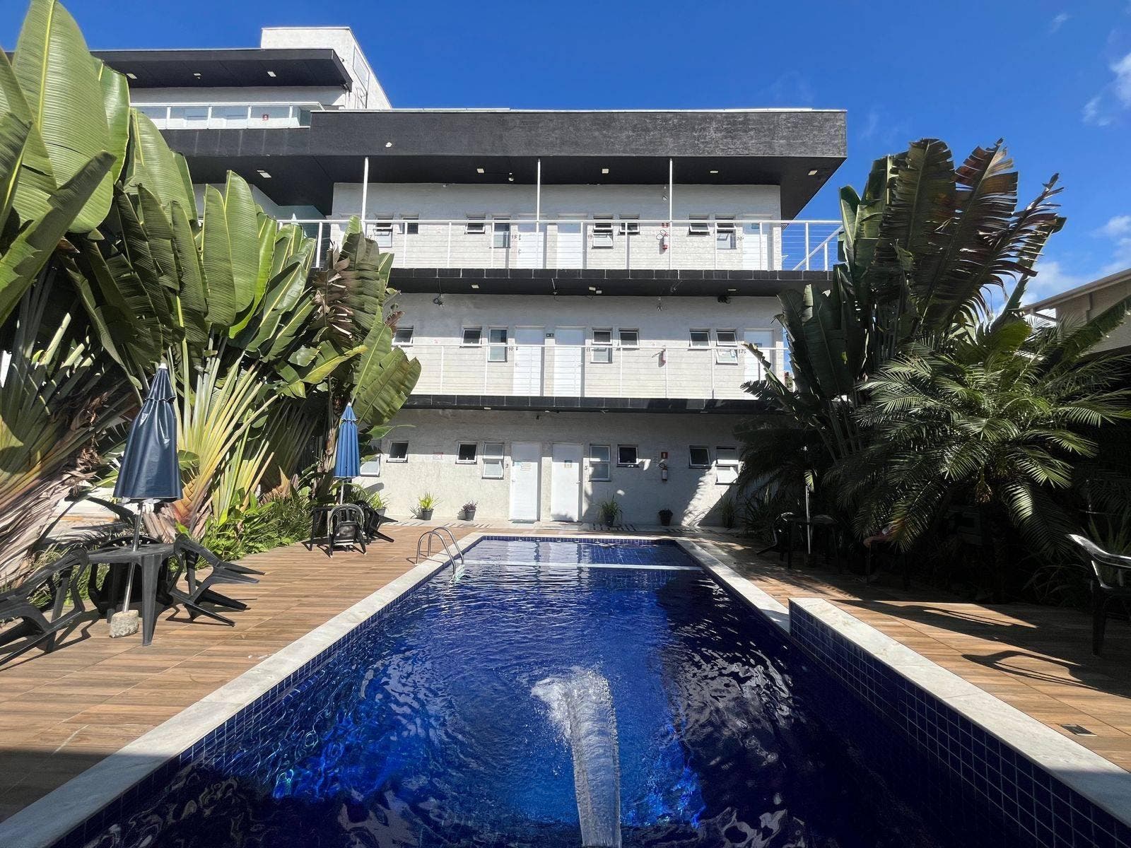 Apartamento à 350 metros da Praia de Maranduba - Apartamento em Sapê, Ubatuba - à venda - Claudia Mar LTDA
