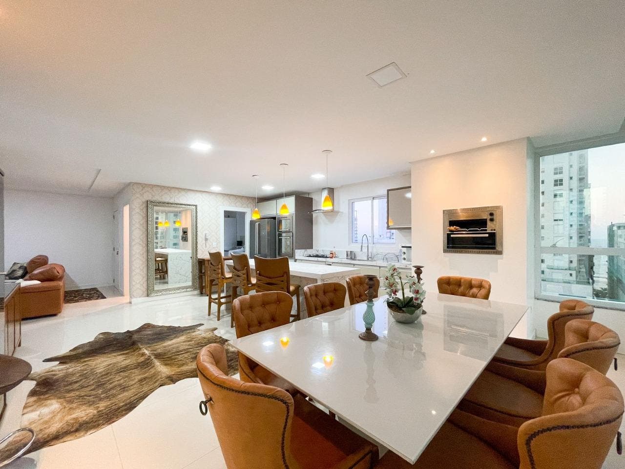Apartamento com 04 suítes à venda no edifício Lumiere em Balneário Camboriú - Apartamento em Centro, Balneário Camboriú - à venda - IMOBILIÁRIA GUILHERME LTDA
