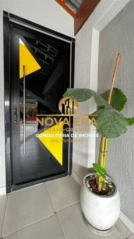 🏡✨ CASA ALTO PADRÃO POR R$ 998 MIL — SOFISTICAÇÃO, CONFORTO E ÁREA GOURMET DOS SONHOS ✨🔥 - Casa em Caiçara, Praia Grande - à venda - DEBORA BUENO CONSULTORIA IMOBILIÁRIA