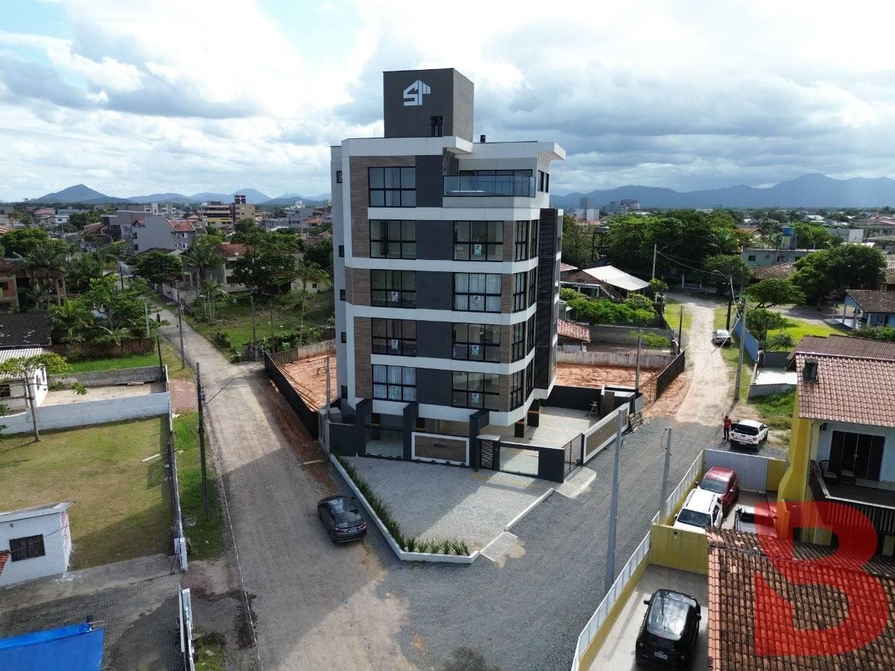 Cobertura no Condomínio Stella Marys Residencial - Localizado no Bal. Itapema do Norte Apenas 20Mtrs da Praia- Podendo Ser Parcelado em Até 36X Direto - Apartamento em Itapema do Norte, Itapoá - à venda - BESEN IMOBILIÁRIA LTDA