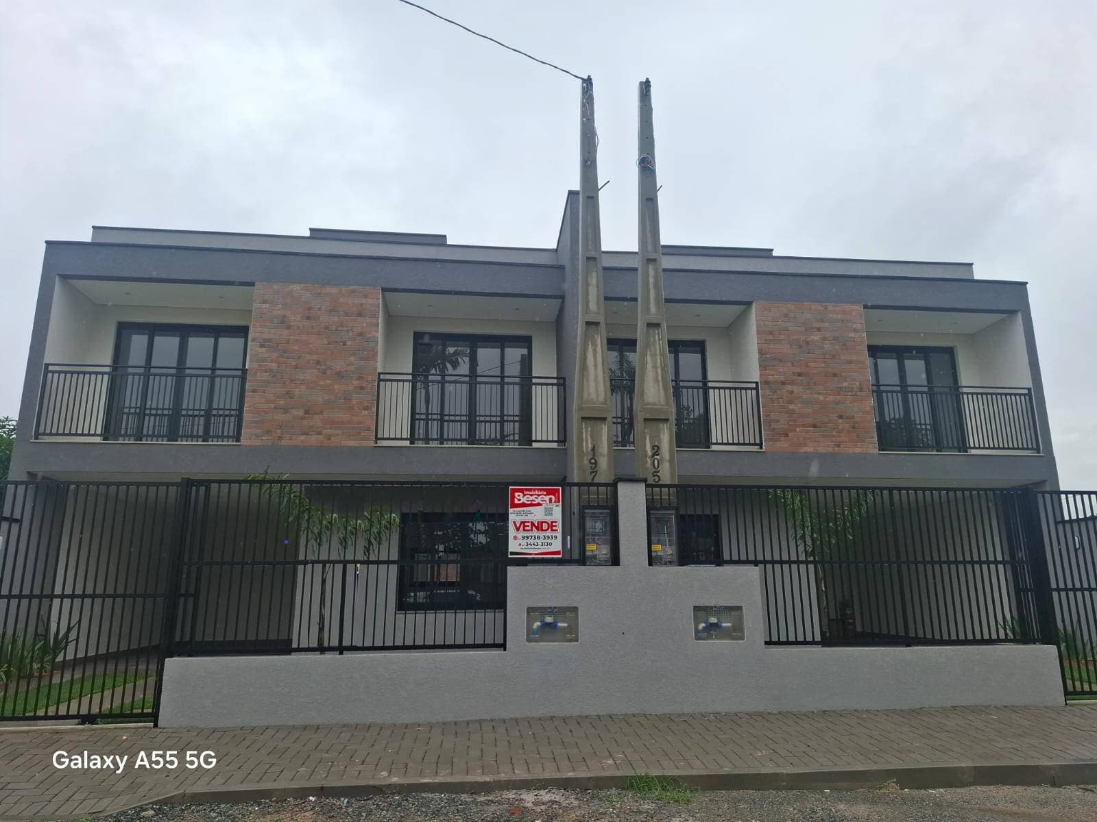 EXCELENTES SOBRADOS NO BAL. ITAPOÁ - Sobrado em Centro, Itapoá - à venda - BESEN IMOBILIÁRIA LTDA