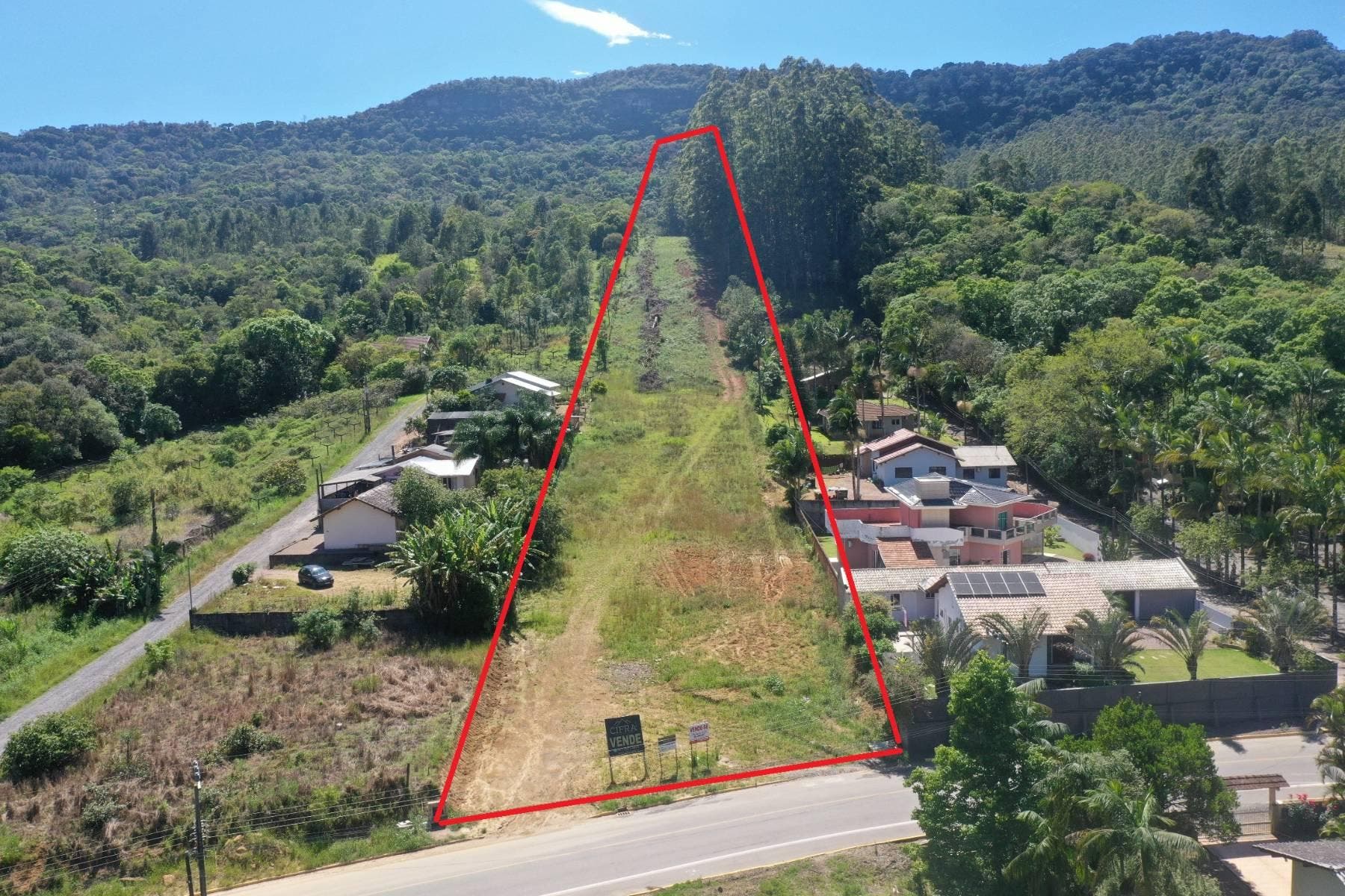 Terreno Urbano - Venda - 26818M2 - Investimento - Oportunidade - Próximo Br-470 - Rua Expedicionário Aleandro Stedille - Valada Itoupava - Rio do Sul - Terreno/Lote Urbano em Valada Itoupava, Rio do Sul - à venda - Cifra Imóveis e Empreendimentos Imobiliários