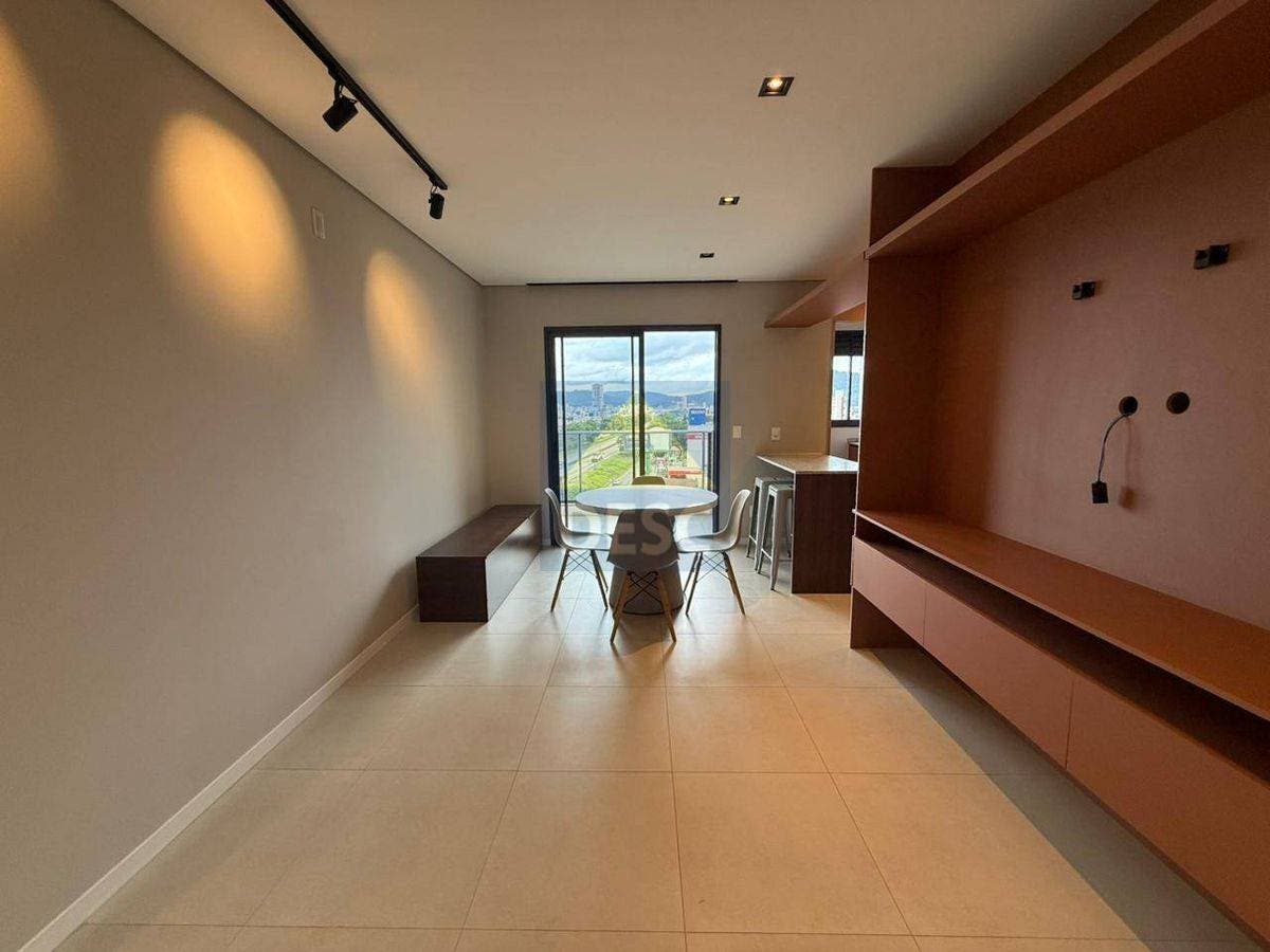 Apartamento com 2 Suítes e 2 Vagas para venda no Centro/sul em Balneário Camboriú - Apartamento em Centro, Balneário Camboriú - à venda - Desc Imóveis