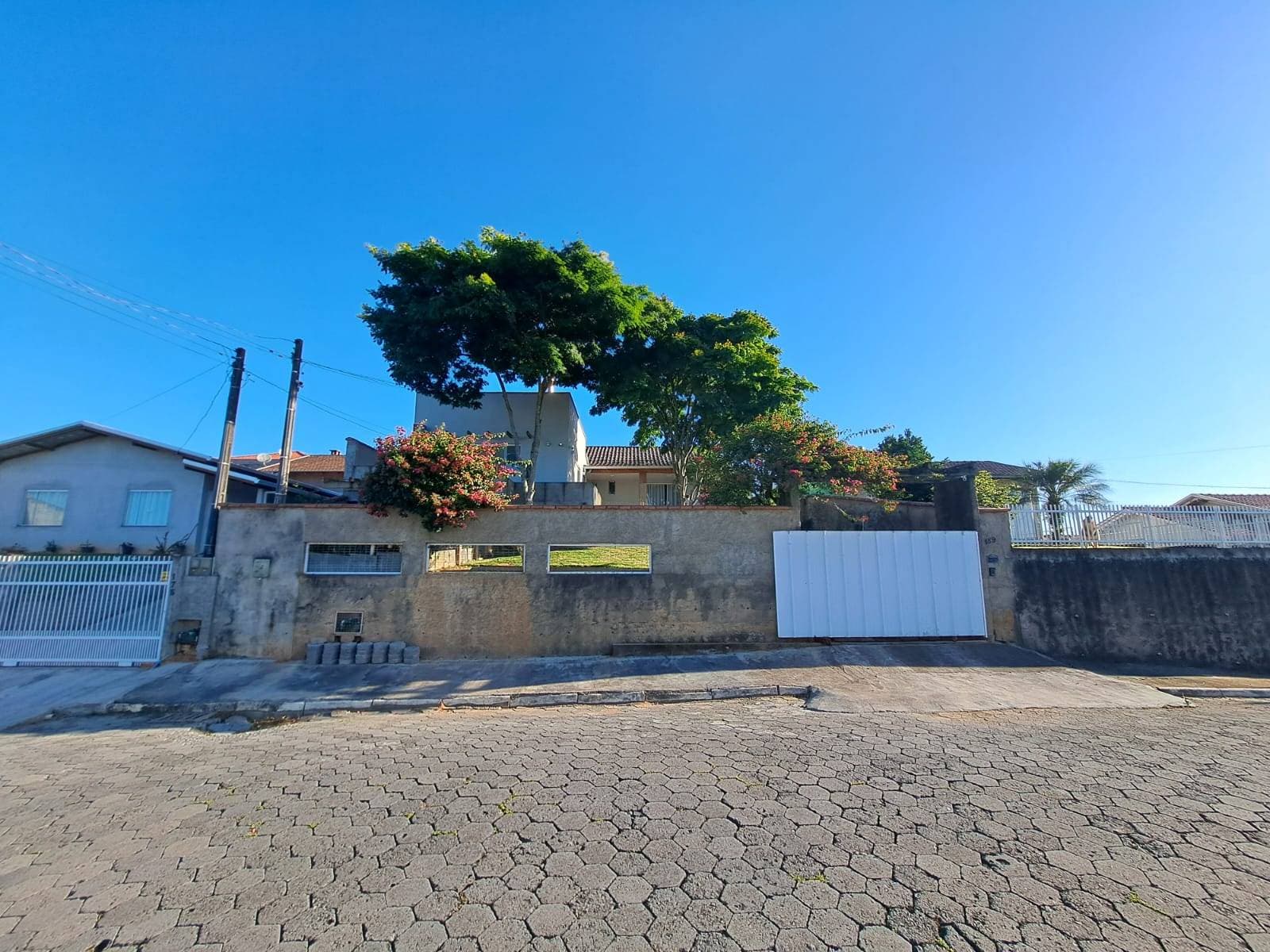 Casa de Alvenaria - Venda - 03 Dormitórios - 117m2 - Semi Mobiliada - Rua Venina Bianchi - Barra do Trombudo - Rio do Sul - Casa em Barra do Trombudo, Rio do Sul - à venda - Cifra Imóveis e Empreendimentos Imobiliários