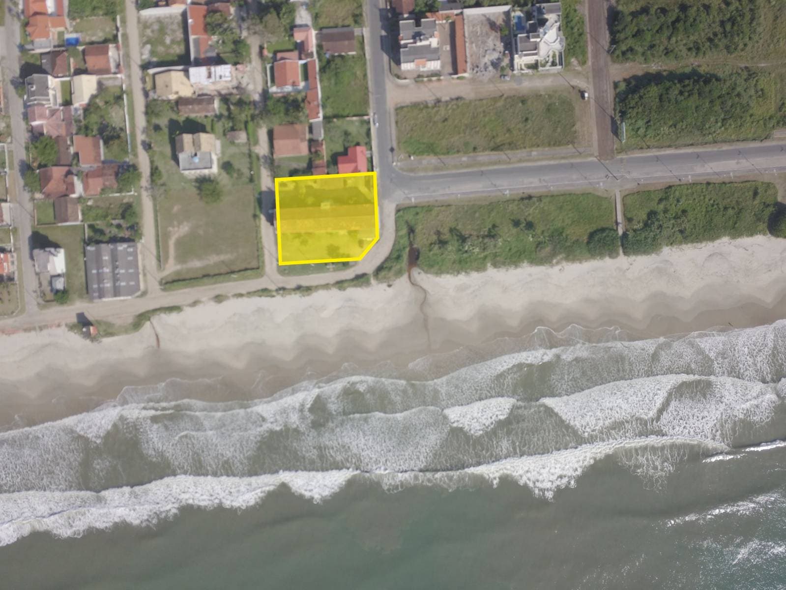 Excelente Área de 1.800M2 Frente para o Mar - Lote/Terreno em Paese, Itapoá - à venda - BESEN IMOBILIÁRIA LTDA