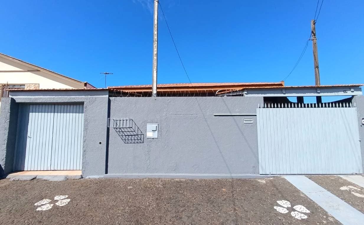 Residência - Uvaranas - Casa em Uvaranas, Ponta Grossa - à venda - GH Imóveis