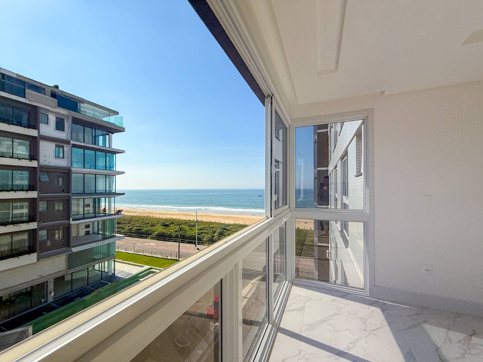 Apartamento à venda no Brava Prime com 03 suítes, 03 vagas e 110m² - Praia Brava/Itajaí - Apartamento em Praia Brava, Itajaí - à venda - IMOBILIÁRIA GUILHERME LTDA