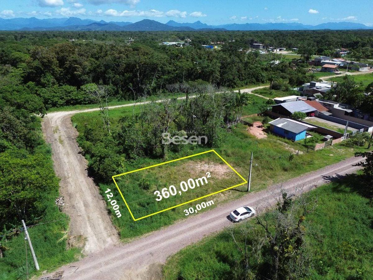 OPORTUNIDADE! TERRENO DE ESQUINA COM 360,00m², NA BARRA DO SAÍ, RUA 390 - Lote/Terreno em Barra do Sai, Itapoá - à venda - BESEN IMOBILIÁRIA LTDA