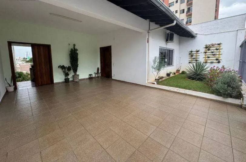 Casa Comercial ou Residencial à Venda – Localização Estratégica em Jundiaí - Residencial e Comercial em Jardim Petrópolis, Jundiaí - à venda - Entry Imob