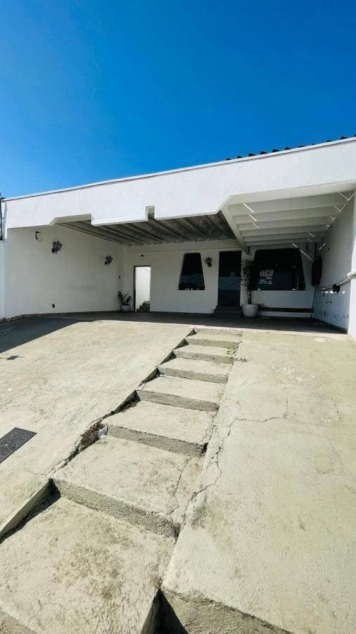 Casa para Venda em Mogi das Cruzes / SP no bairro Vila Lavinia - Casa em Vila Lavínia, Mogi das Cruzes - à venda - Primus Negócios Imobiliários LTDA