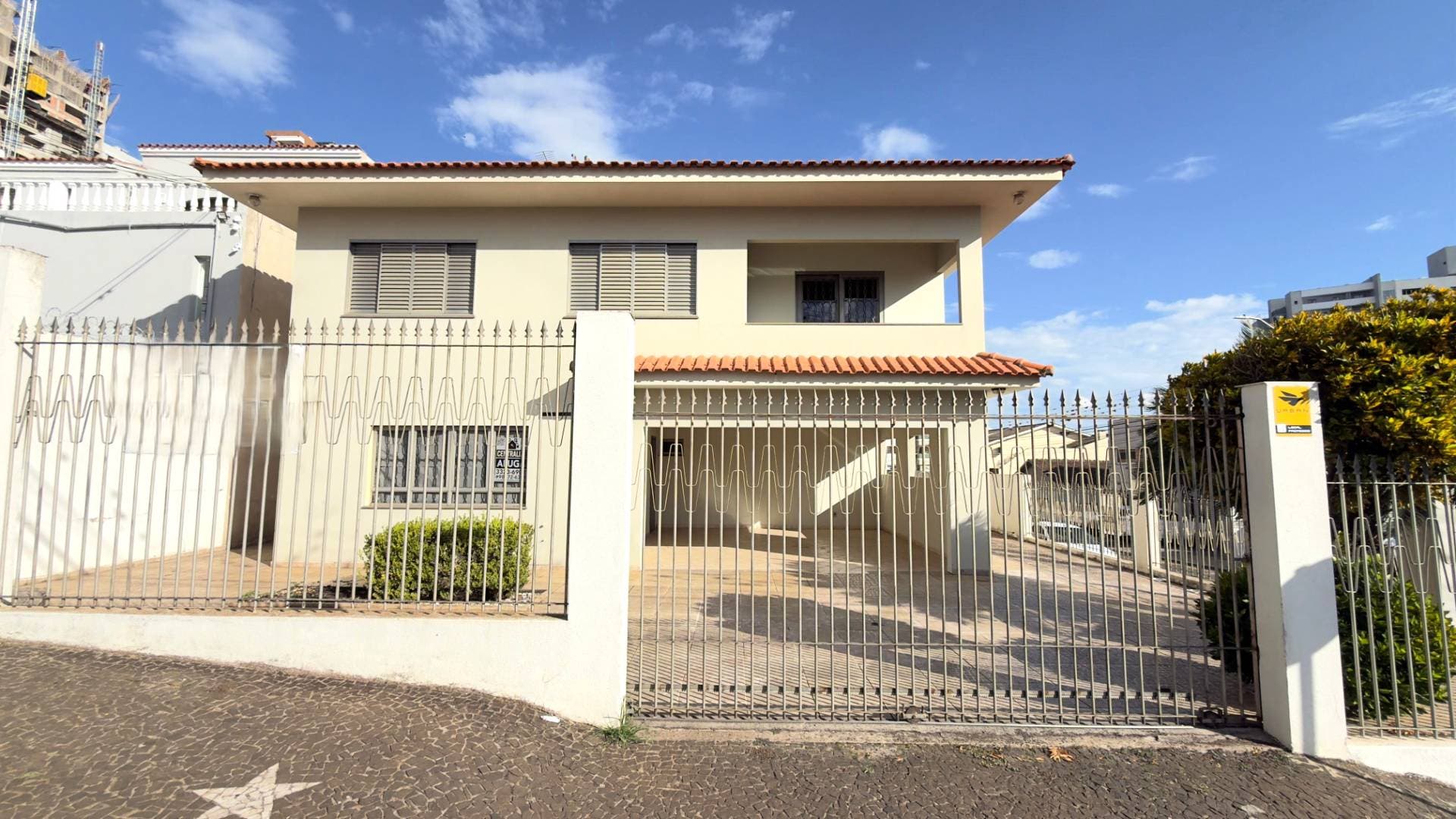 Residência - Estrela - Sobrado em Estrela, Ponta Grossa - para locação e à venda - GH Imóveis