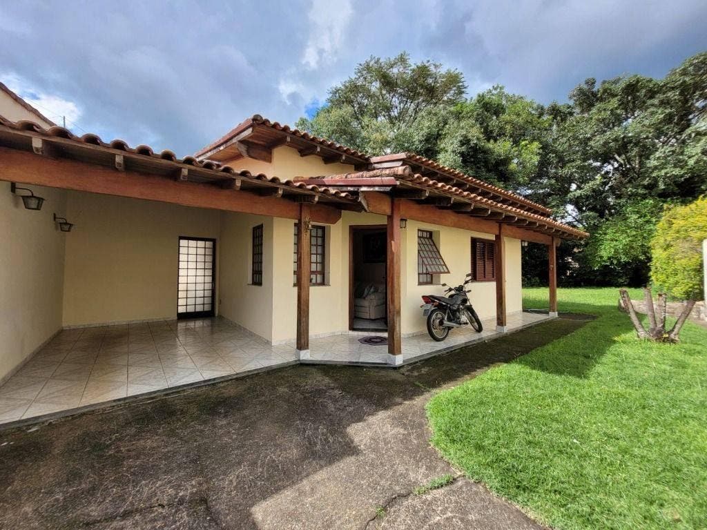 Casa à venda - Vila Santa Rita - Andradas/MG - Casa em Andradas - à venda - Teixeira Consultoria Imobiliaria LTDA