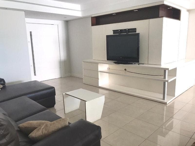 Cobertura com terraço privativo e churrasqueira à venda no Centro de Balneário Camboriú - Cobertura em Centro, Balneário Camboriú - à venda - IMOBILIÁRIA GUILHERME LTDA
