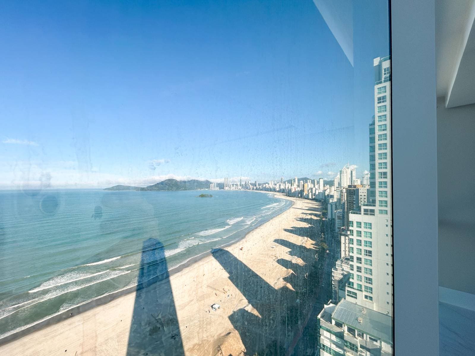 Apartamento com 184m², 4 suítes e 4 vagas à venda no Boreal Tower FG Empreendimentos em Balneário Camboriú - Apartamento em Centro, Balneário Camboriú - à venda - IMOBILIÁRIA GUILHERME LTDA