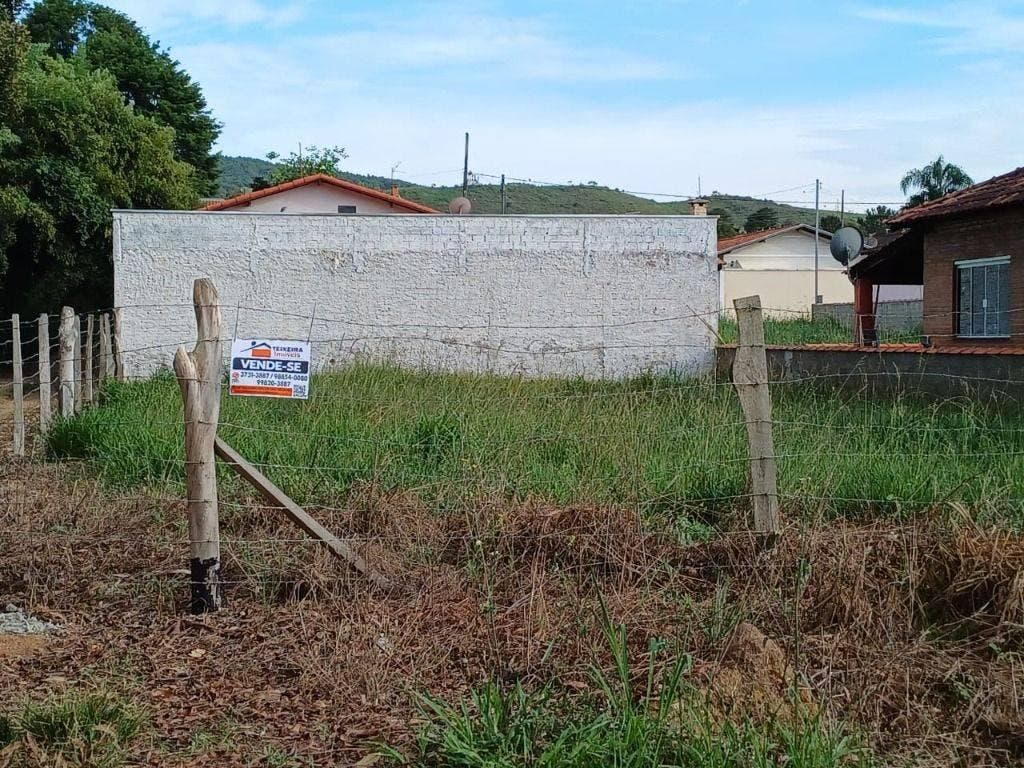 Terreno à venda, 300 m² - Clube UVA - Andradas/MG - Lote/Terreno em Clube Uva, Andradas - à venda - Teixeira Consultoria Imobiliaria LTDA