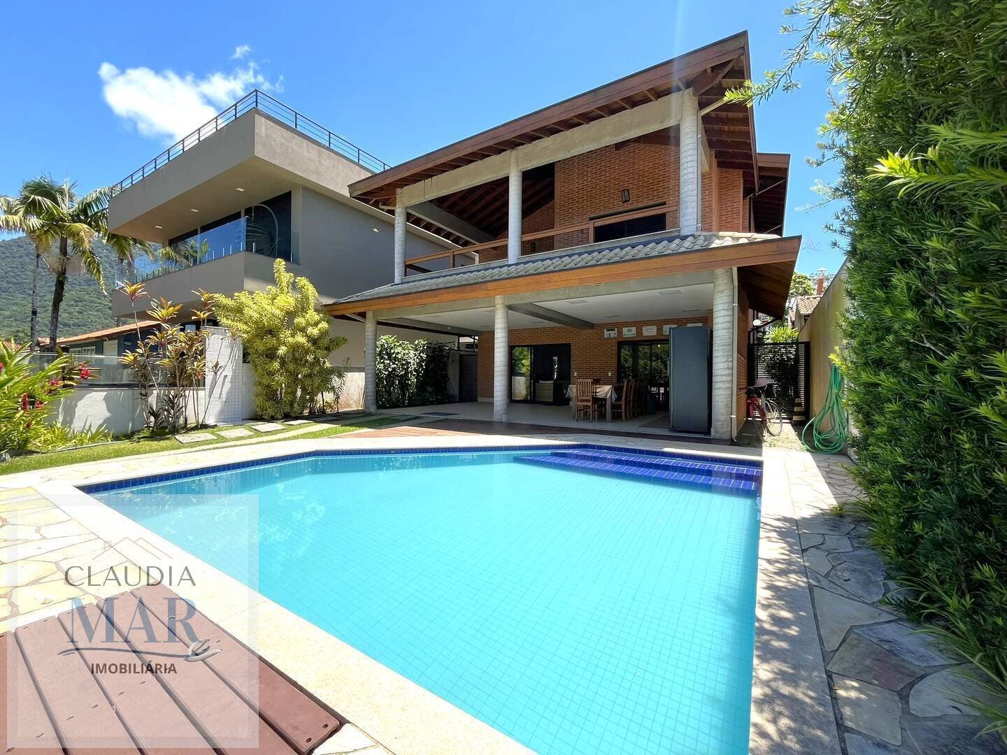 Casa Frente Mar, 4 Dorms, Lagoinha Ubatuba - Casa de Condomínio em Lagoinha, Ubatuba - à venda - Claudia Mar LTDA