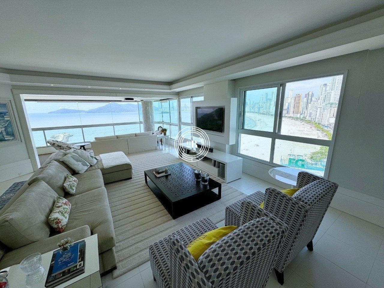 Apartamento Frente Mar com 3 Suítes, 178,82m² - Balneário Camboriú/SC - Apartamento em Centro, Balneário Camboriú - à venda - IMOBILIÁRIA GUILHERME LTDA