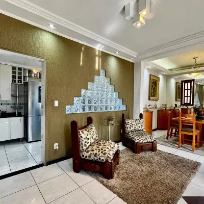 Casa com 3 quartos à Venda, Carlos Prates - Belo Horizonte - Casa em Carlos Prates, Belo Horizonte - à venda - Silvio Ximenes Imobiliária