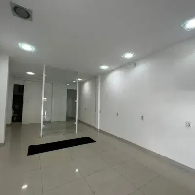 Rua Quiririm, 1498, Loja F - Loja em Vila Valqueire, Rio de Janeiro - para locação - Negrine imobiliária