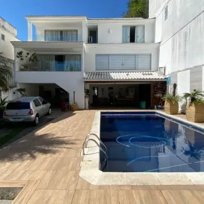 CASA DE ALTÍSSIMO PADRÃO PARA VENDA — VILA VALQUEIRE - Casa de Condomínio em Vila Valqueire, Rio de Janeiro - à venda - Negrine imobiliária