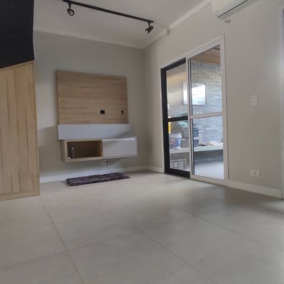 Sobrado com 3 Quartos à Venda, Reserva Anauá - Pindamonhangaba - Sobrado em Reserva Anauá, Pindamonhangaba - à venda - EDSON DERRICO IMOVEIS LTDA
