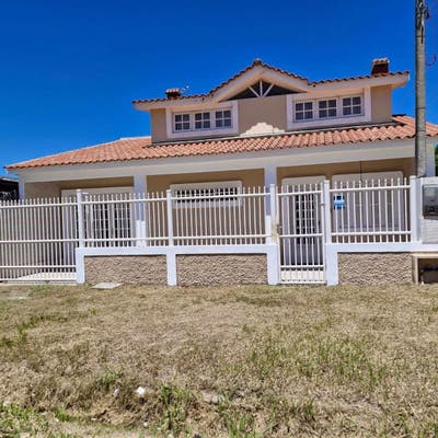 Aluguel anual com 2 quartos - Casa - para locação - SANDRA ALUGA E VENDE IMÓVEIS NO CASSINO