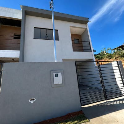 Casa em Jardim das Oliveiras, São Lourenço - à venda - Leticia Noronha Imóveis
