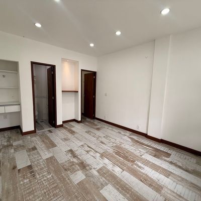 À VENDA - SALA COMERCIAL NA PRAÇA SAENS PENA- LINDA E PRONTA PARA USO. - Salas Comerciais em Tijuca, Rio de Janeiro - à venda - MIGUEZ IMOBILIÁRIA