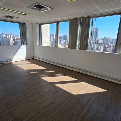 Sala comercial no Edifício Mercantil Finasa - Centro de São Paulo - Comercial em Centro, São Paulo - para locação - Terra Vale Negócios Imobiliários