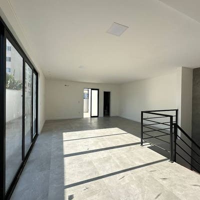 APARTAMENTO DUPLEX 3 SUITES - LOCAÇÃO - CENTRO - ITAJAI/SC - Apartamento em Centro, Itajaí - para locação - Imóveis na Brava