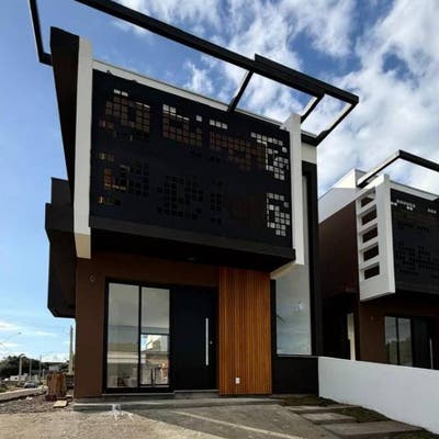 Sobrado no Loteamento Jardins – Centro de Nova Santa Rita - Sobrado em Centro, Nova Santa Rita - à venda - VARGAS IMOVEIS LTDA