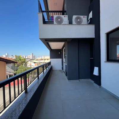 Apartamento no Res. Radial Concept com área externa no bairro Gravatá/SC - Apartamento em Gravatá, Navegantes - à venda - Idealizze Negócios Imobiliários
