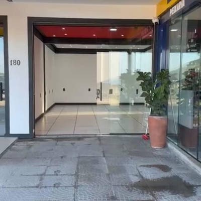 Fachada comercial
