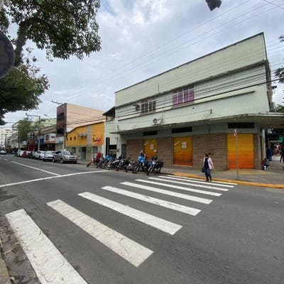 Loja em Campos Elíseos com 133 m² e 1 banheiro disponível para aluguel - Loja em Campos Elíseos, Resende - para locação - Imobiliária Siqueira Chaves