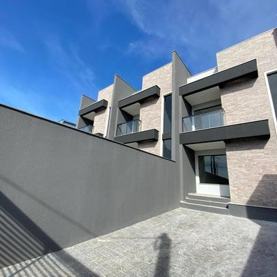 Sobrado Novo Próximo a Via Verde | Ilha da Figueira - Casa Geminada em Ilha da Figueira, Jaraguá do Sul - à venda - MEGA Empreendimentos Imobiliários