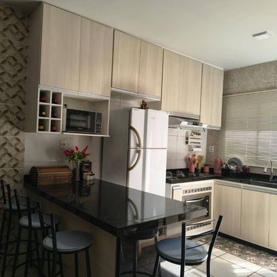 Casa de Condomíno à Venda com 2 Quartos e Cozinha Planejada em Jardim Santa Mônica - Casa de Condomínio em Chácara Tinoco, Avaré - à venda - CRYSTAL IMÓVEIS