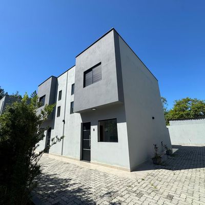 SOBRADO EM CONDOMÍNIO-📍LOCALIZADO NO BAIRRO JARDIM CAPRICÓRNIO-CARAGUATATUBA-SP!!! - Casa de Condomínio em Jardim Capricórnio, Caraguatatuba - à venda - Vilela Imóveis