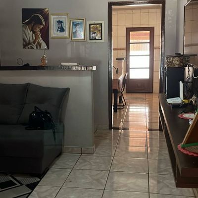 Casa à Venda com 2 Quartos e Área de Lazer com Churrasqueira e Fogão à Lenha em Conjunto Brasil Novo - Avaré - Casa em Conjunto Brasil Novo, Avaré - à venda - CRYSTAL IMÓVEIS