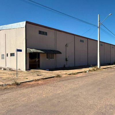 Amplo Barracão, Industrial - Água Boa - Comercial em Industrial, Água Boa - para locação - ZANDONA IMOVEIS