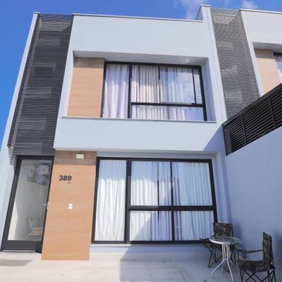 Sobrado Semimobiliado à Venda, Alto Padrão Acabamento, 3 Quartos Sendo 1 Suíte, 2 Vagas, Bairro Fazenda, Itajaí-Sc - Sobrado em Fazenda, Itajaí - à venda - I3 CORRETORES ASSOCIADOS S/S